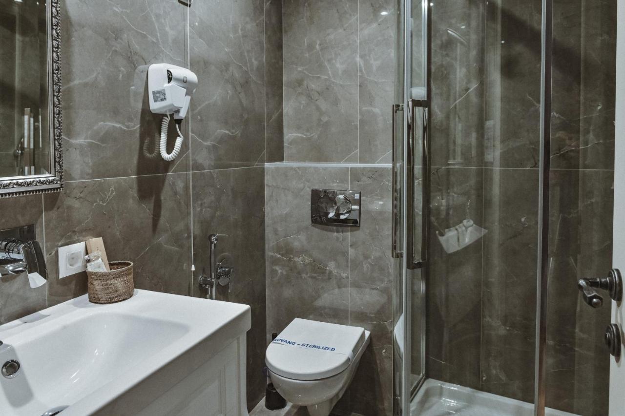 Garni Hotel Barut Šabac エクステリア 写真